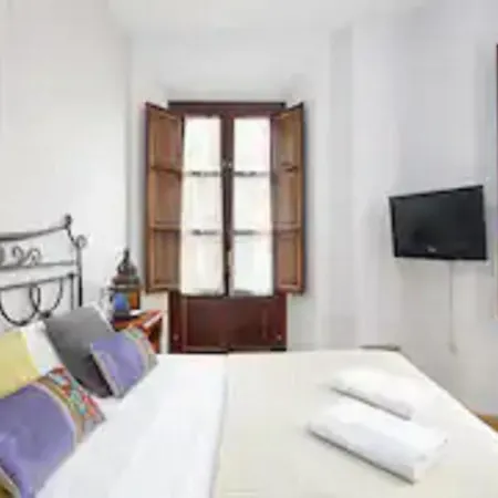 Apartamento Gran Via 1 *